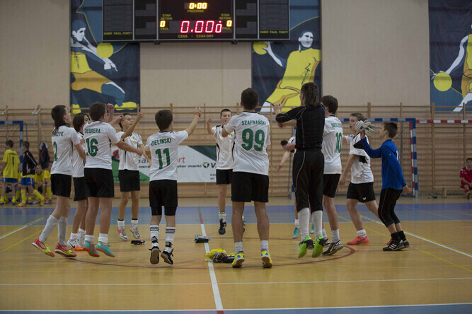 Nie dali szans piłkarzom z Radomska i Wolborza