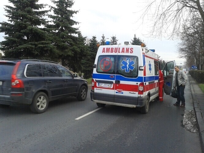 Piotrków Starsza kobieta potrącona na pasach
