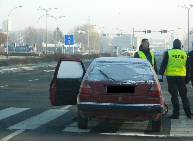 Potrącił kobietę bo miał zaszronione szyby