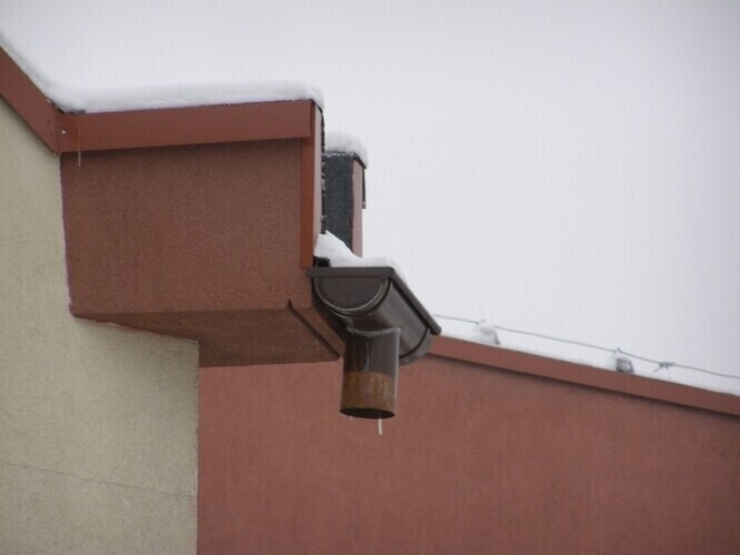 OSiR okradziony. Policjanci szukają łupu i sprawców