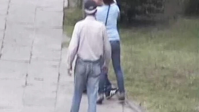 Pobiła i ukradła portfel – została zatrzymana