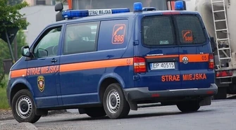 Strażnik przyznał się do kradzieży, ale nie do gwałtu