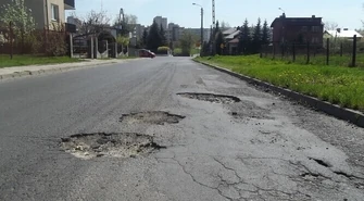 Konieczna modernizacja na dziurawej Źródlanej