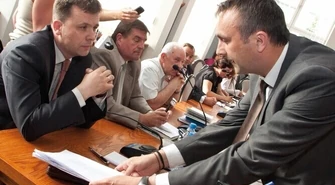 Gorąca sesja z podwyżkami cen wody w tle