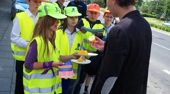 Zamiast mandatu cytryna, na pochwałę jabłko