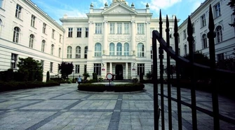 2,5 roku więzienia dla byłej dyrektorki