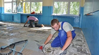 Zrywają, malują, odnawiają: Remonty w szkołach 