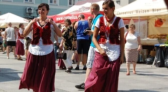 Biesiadowanie na Rynku 