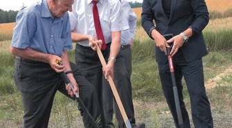 Ikea buduje szkołę w Jarostach