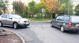 Casus skrzyżowania Źródlanej i Modrzewskiego