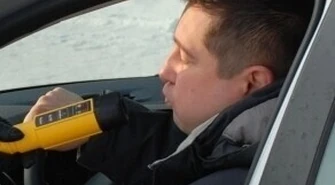 Dwoje kierowców wpadło podczas kontroli