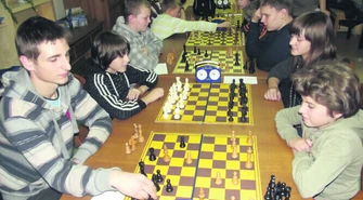 Moszczeniccy szachiści na podium