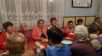 Kobiety darły pierze