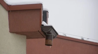 OSiR okradziony. Policjanci szukają łupu i sprawców