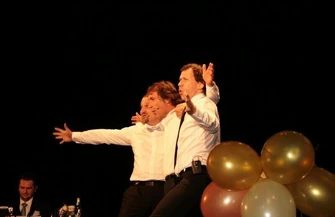 Powrót weteranów Hrabi znów bawi