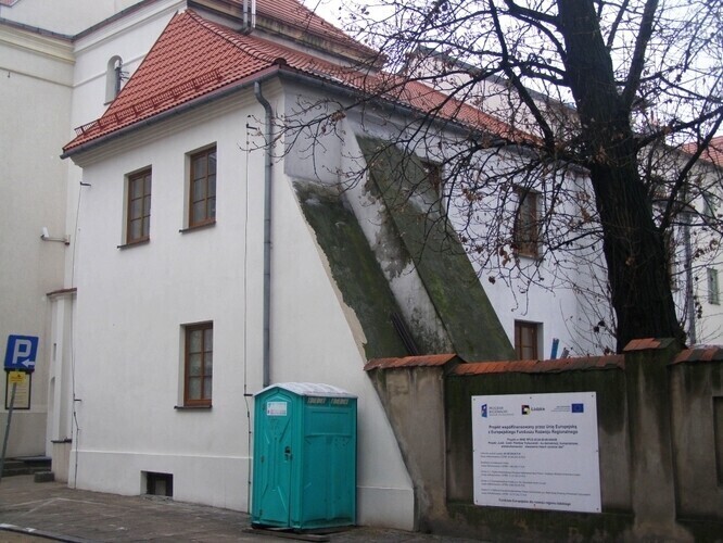 30 złotych ze śniadaniem tani nocleg w mieście