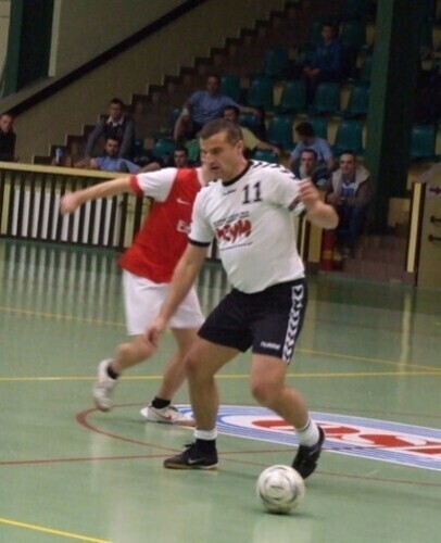 Piotrków Bieniek Prym zwycięzcą pierwszej rundy