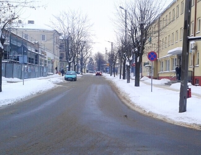 Jest parkomat ale jest też zakaz zatrzymywania