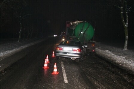Było ślisko - 15 kolizji i jeden wypadek