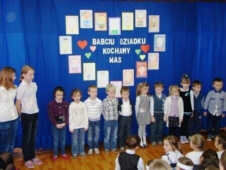 Dzień Babci i Dziadka w szkole w Klementynowie