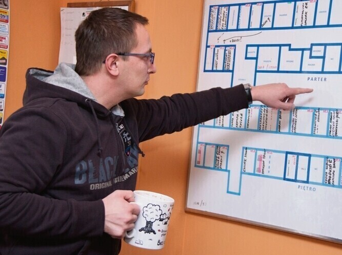 Pomagają tym którzy na skrzyżowaniu poszli w złą stronę