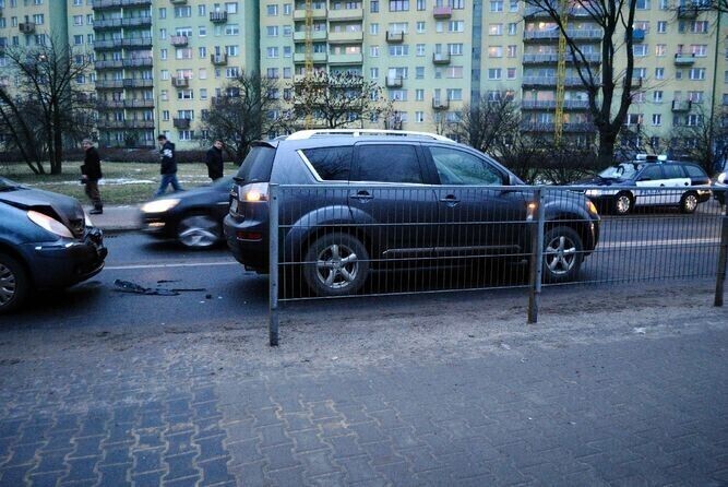 Nietrzeźwy pieszy ranny w wypadku