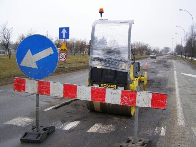 Zmiana firmy łatającej piotrkowskie drogi