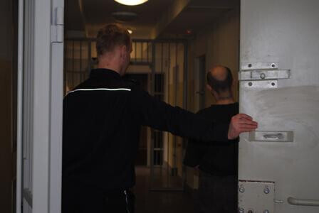 Przyszedł do kościoła i... ukradł torebkę