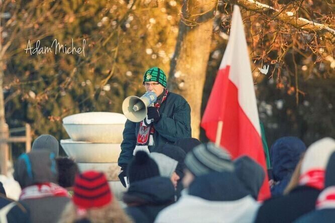 Panem Tadeuszem w politykę rządu