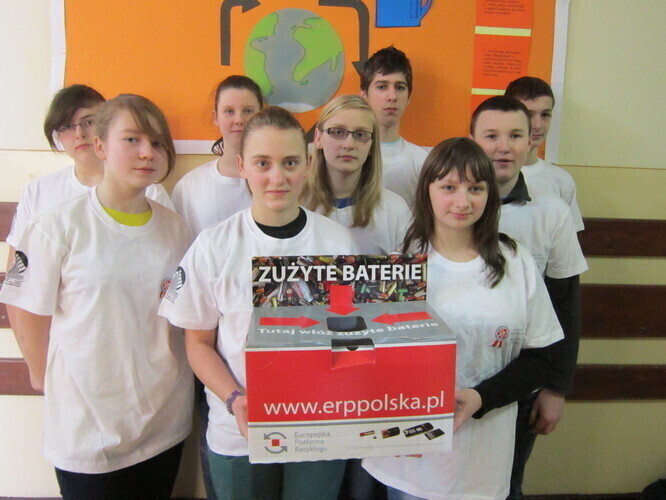 Eko-pozytywni będą zbierać zużyte śmieci