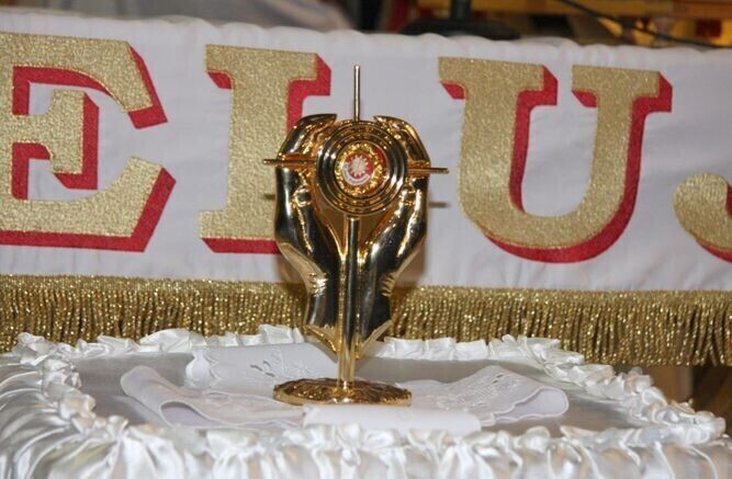 Uroczyście przyjęto relikwie ks. Popiełuszki