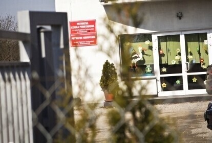 Brutalny napad na dyrektorkę szkoły