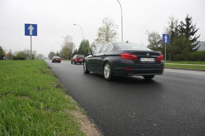 Kawałek Al. Sikorskiego bez dziur