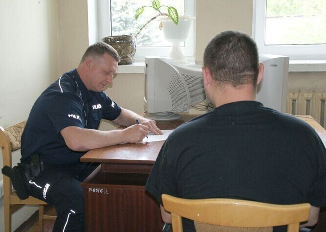 Para włamywaczy odpowie za kradzież motocykla