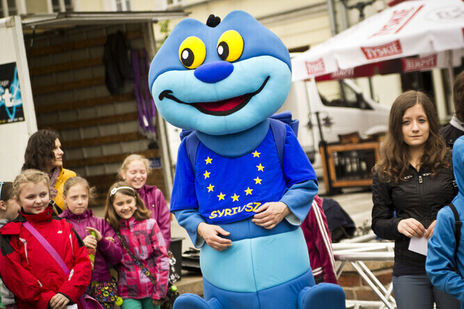 Zdjęcie 1: Gra Miejska: Odkrywali Europę w Piotrkowie