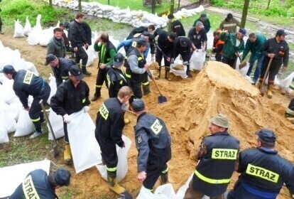 Opada woda na Pilicy i Luciąży