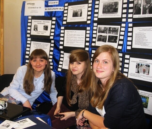 Kolejny Kamień Pamięci w Gimnazjum nr 4