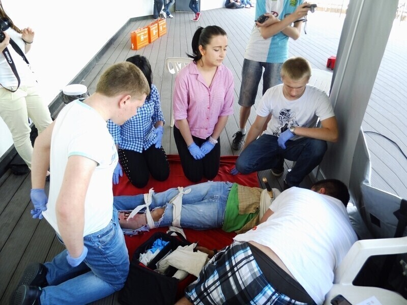 Zdjęcie 2: Sprawdzali, kto najlepiej udzielał pomocy