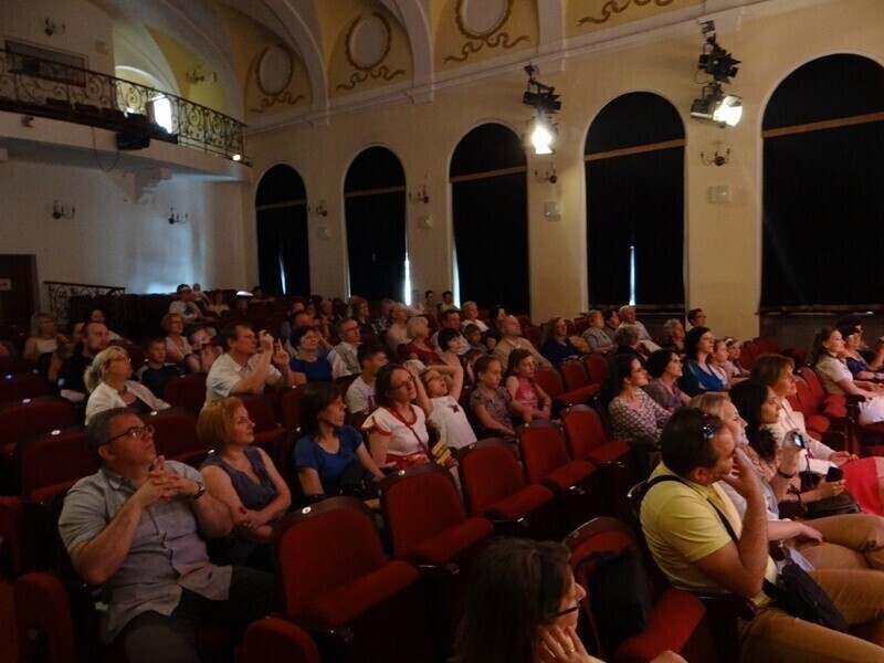 Zdjęcie 4: Chór Teatru Wielkiego w piotrkowskim MOK-u