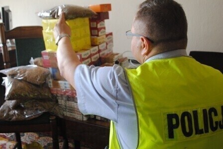 52-latek właścicielem 600 paczek lewych papierosów