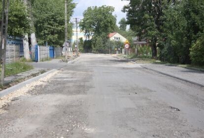 Zdjęcie 1: Naprawiają ulicę Przemysłową w Piotrkowie