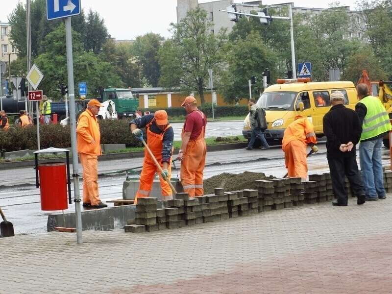 Zdjęcie 4: Remontują skrzyżowanie