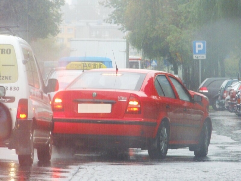 Zdjęcie 2: Gigantyczne korki w mieście