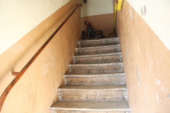 Za 255 tysięcy odświeżyli klatki schodowe