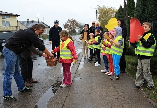 Uczniowie z Bujen pytali mandat czy cytryna