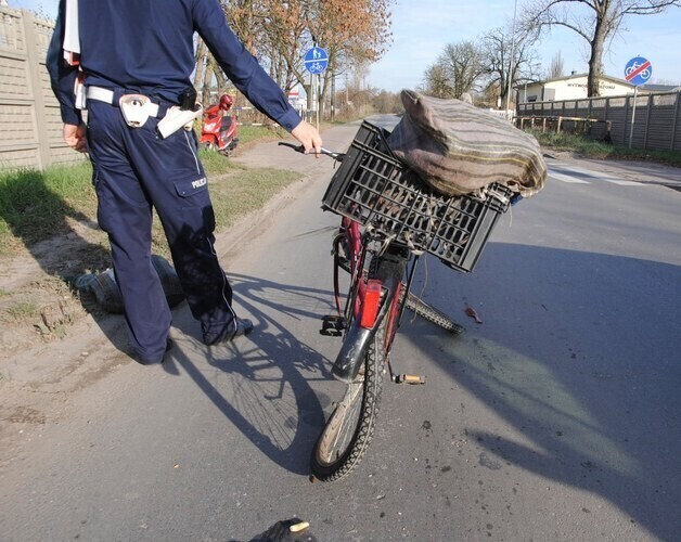 Potrącona 73-letnia rowerzystka