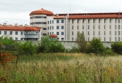 Mury aresztu opuściło tylko 14 skazanych