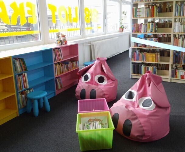 W bibliotece jak w bajce