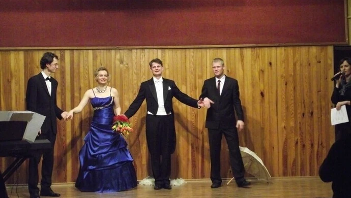  “Zaśpiewajmy o miłości” w sulejowskim MOK-u