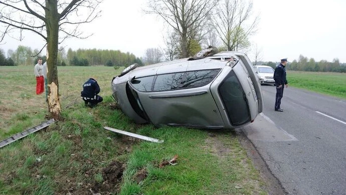 Zajechała drogę wyprzedzającemu – kierowca ranny